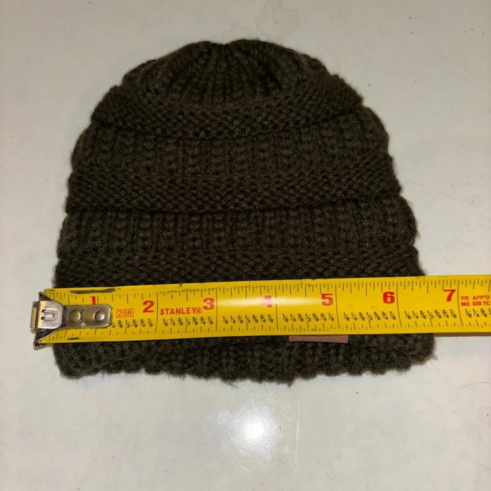 KeaBabies green knitted hat